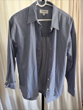 Banana Republic women’s Blue and White Pinstripe Dress Shirt